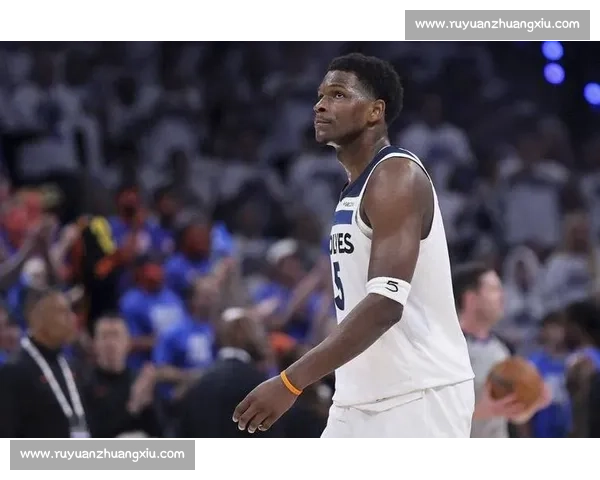 安东尼爱德华兹率领明尼苏达森林狼冲击新赛季西部冠军梦想之路 安东尼爱德华兹率领明尼苏达森林狼冲击新赛季西部冠军梦想之路